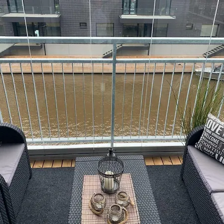 Apartment Studio Trendikkaalla Alueella Joen Vieressa Turku